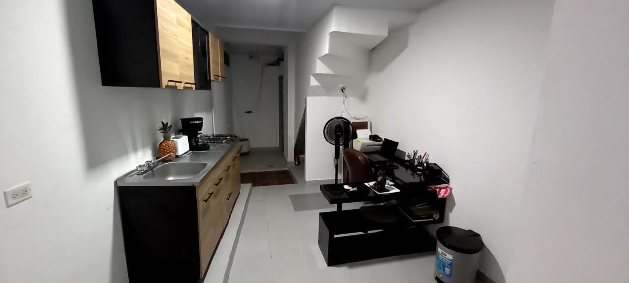 Hostal Casa Jak Santa Marta Bed & Breakfast Exterior photo